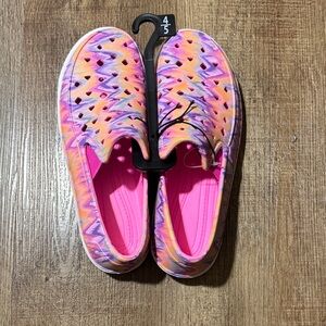 Colorful Zigzag Slip-On Shoes Waterproof Girls  4/5